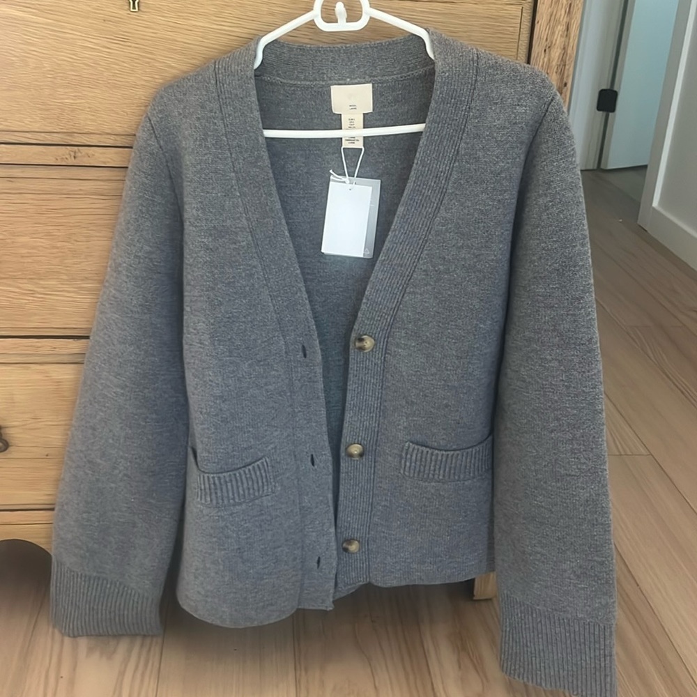 H&M Premium Collection 100% Wool Knit Cardigan NEW